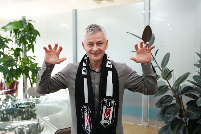 Mercado Oficial: Besiktas confirma Solskjaer como treinador