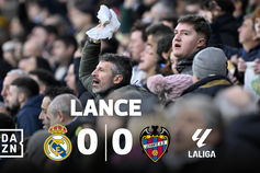 Lenços brancos no Bernabéu não poupam ninguém