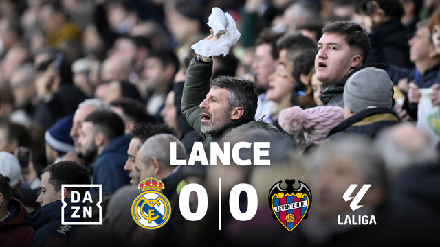 Lenços brancos no Bernabéu não poupam ninguém