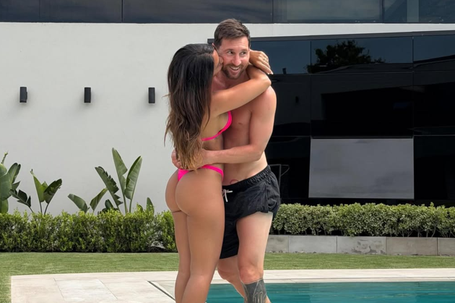 Antonela Rocuzo e Messi de férias