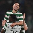 Diomande e Pedro Gonçalves em jogo, uma imagem difícil de se ver no encontro de terça-feira, com o PSG - Foto: Miguel Nunes