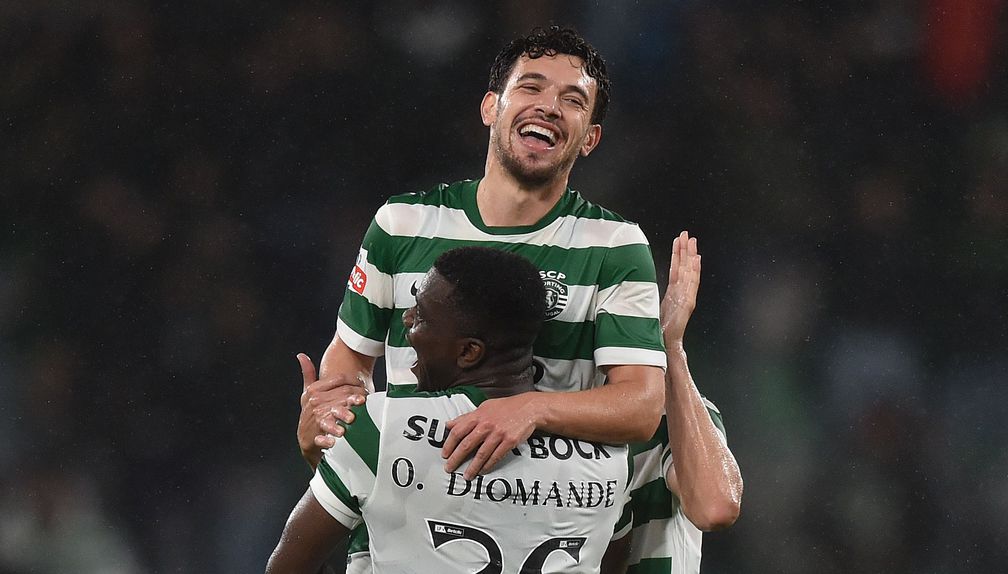 Diomande e Pedro Gonçalves em jogo, uma imagem difícil de se ver no encontro de terça-feira, com o PSG - Foto: Miguel Nunes