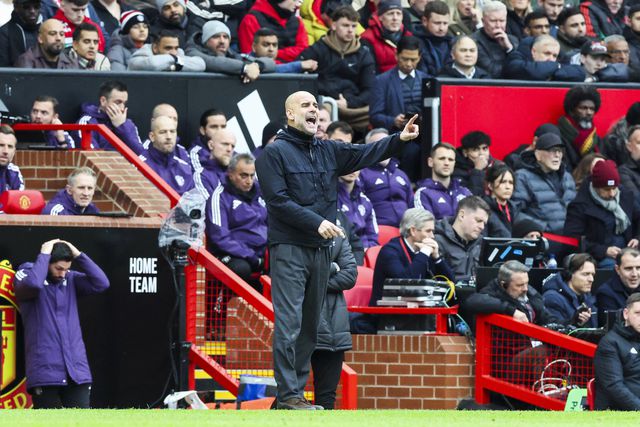Pep Guardiola, treinador do Manchester City, em Old Trafford