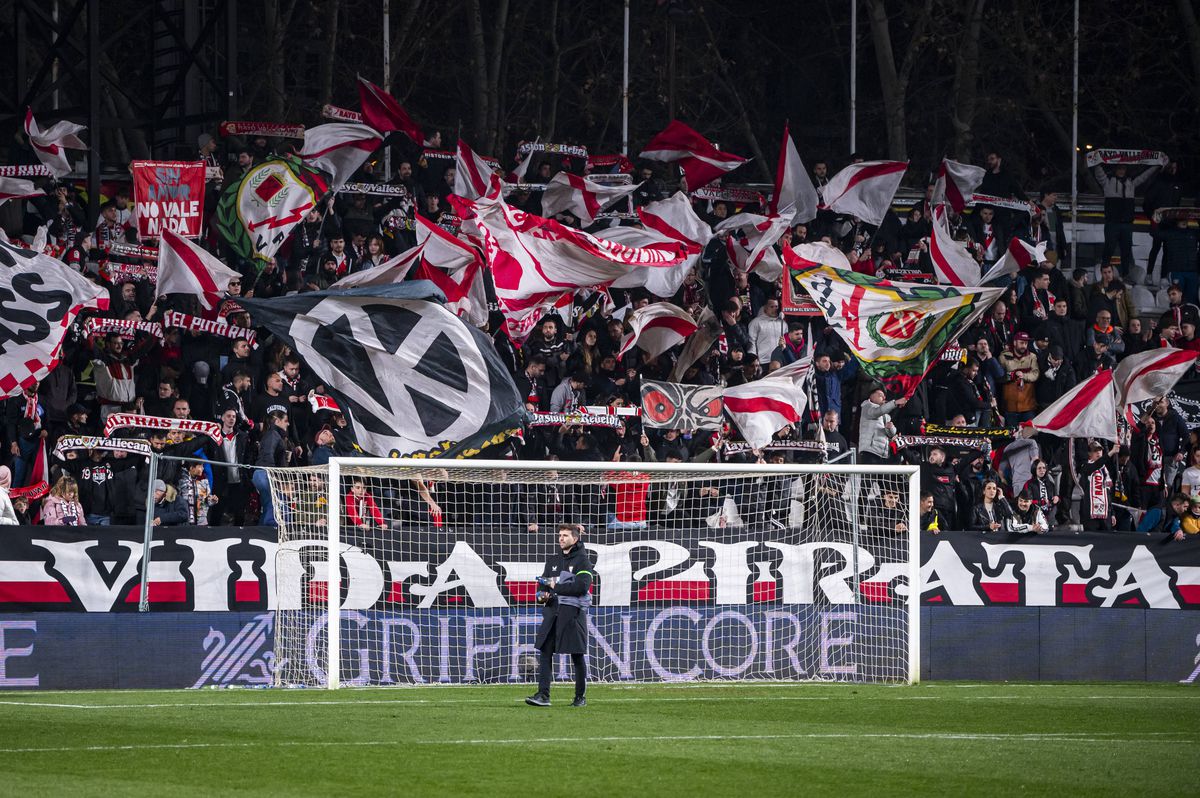 Rayo Vallecano fans complain: “It is a shame, as if we are living in the last century.”