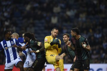 Destaques do Estrela da Amadora: Bruno Brígido evitou a goleada