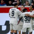Protestos continuam a atrasar Bundesliga: Só o Bayer Leverkusen 2-1 Heidenheim terminou a horas