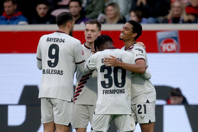 Protestos continuam a atrasar Bundesliga: Só o Bayer Leverkusen 2-1 Heidenheim terminou a horas