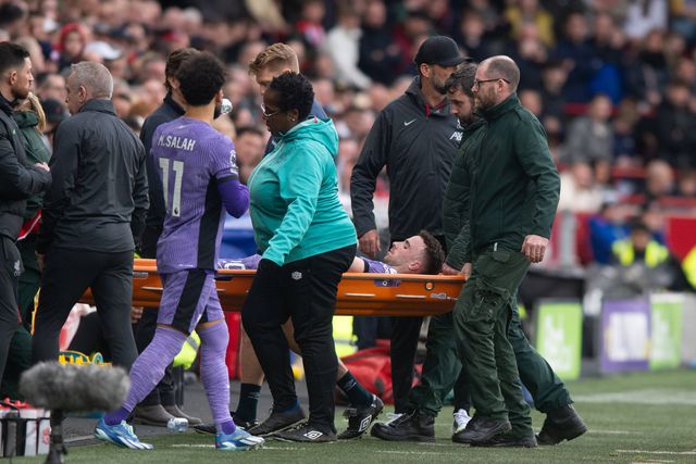 Klopp sobre a lesão de Diogo Jota: «Foi numa bola dividida, vamos ver...»