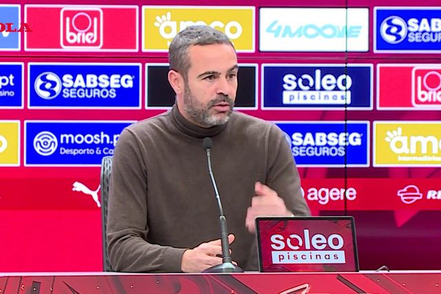 «Precariedade? Estou bem disposto, porque estou a fazer aquilo que gosto»