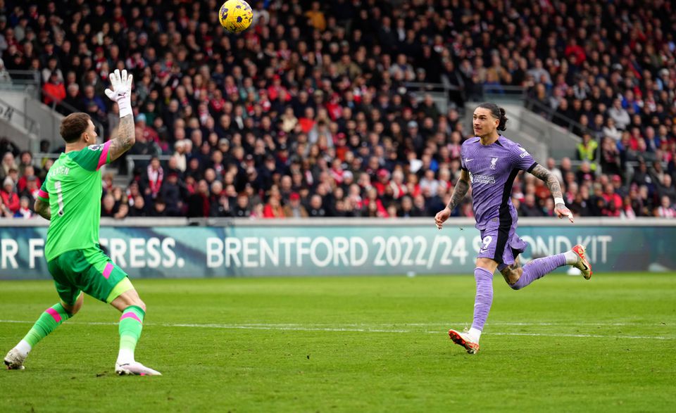 VÍDEO: Darwin coloca o Liverpool a vencer com 'chapelada'