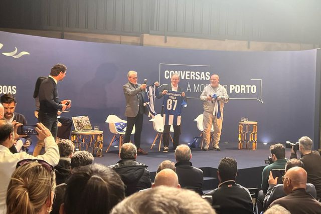 Campeões europeus apoiam André Villas-Boas: «É um homem que os sócios podem contar»