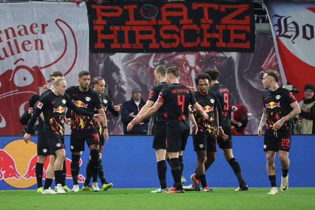 Leipzig vence e aproxima-se dos lugares Champions