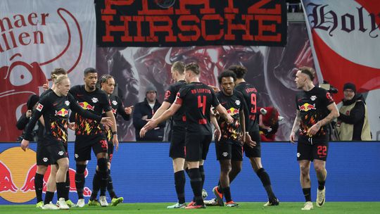 Leipzig vence e aproxima-se dos lugares Champions