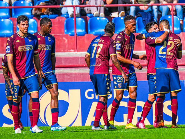 Torreense demora a aquecer, mas derrota Benfica B