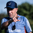 Leonardo Jardim a orientar o treino do Cruzeiro