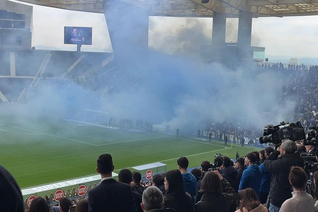 Desrespeitado o minuto de silêncio por Pinto da Costa (vídeo)