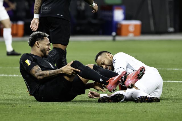 Neymar: «A minha avó está a reclamar de que me batem muito!»