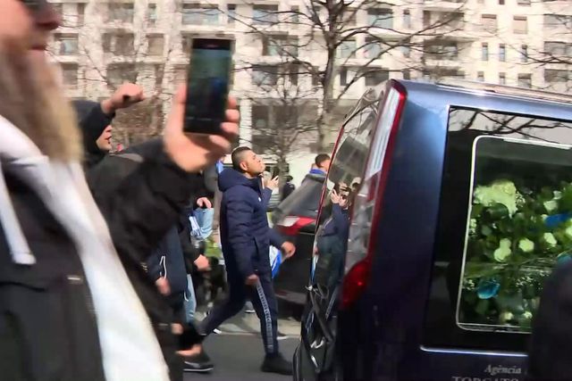 Cortejo fúnebre de Pinto da Costa a caminho do Dragão (vídeo)