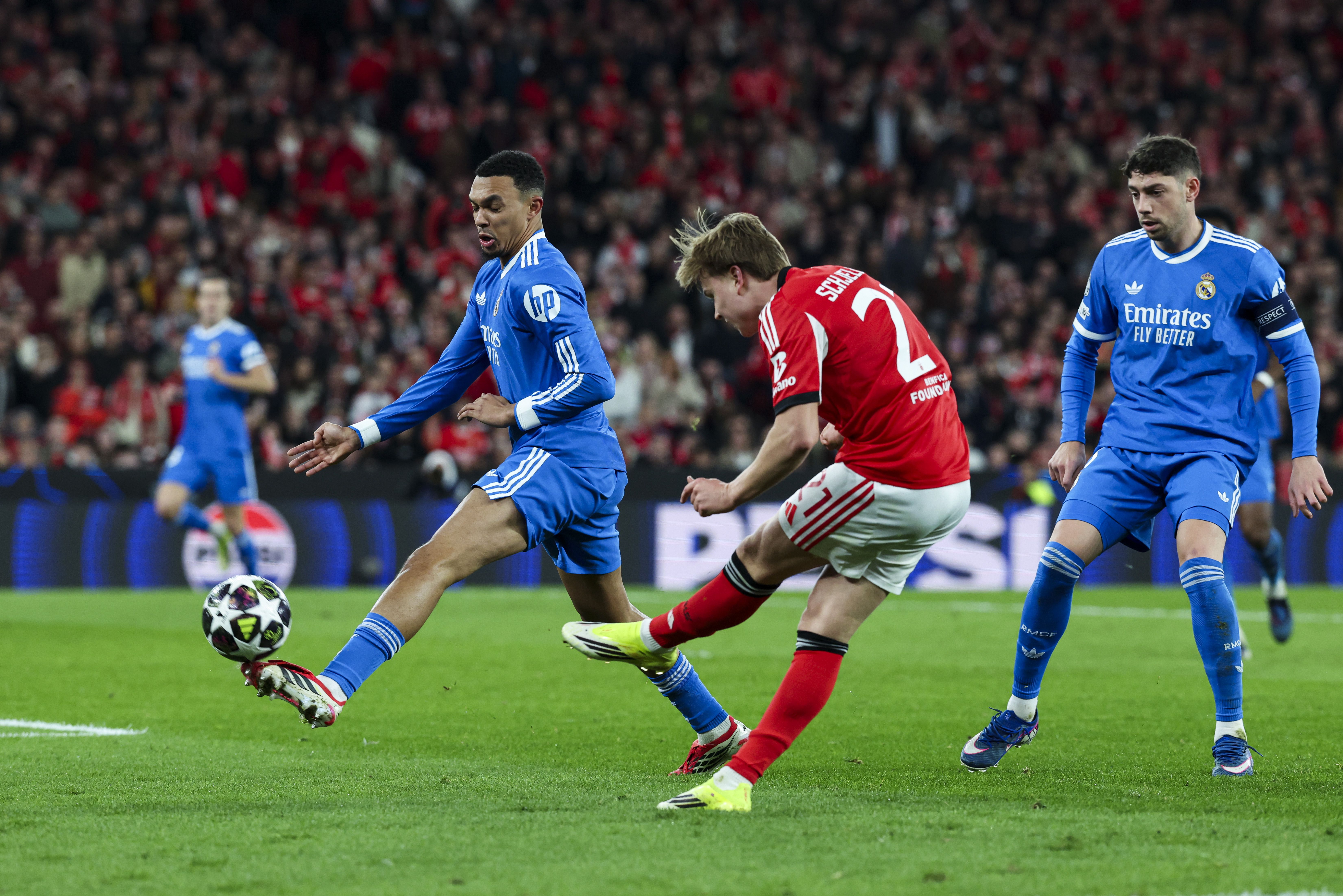 Schjelderup procura o empate - Foto: José Sena Goulão/LUSA