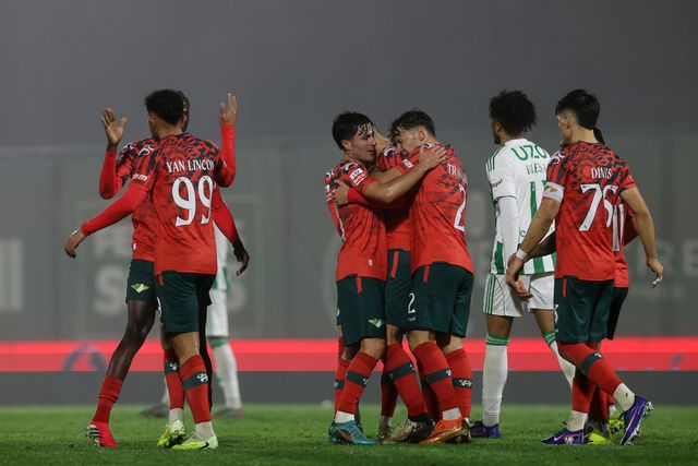 Cónegos festejam triunfo em Vila do Conde - Foto: Estela Silva/LUSA