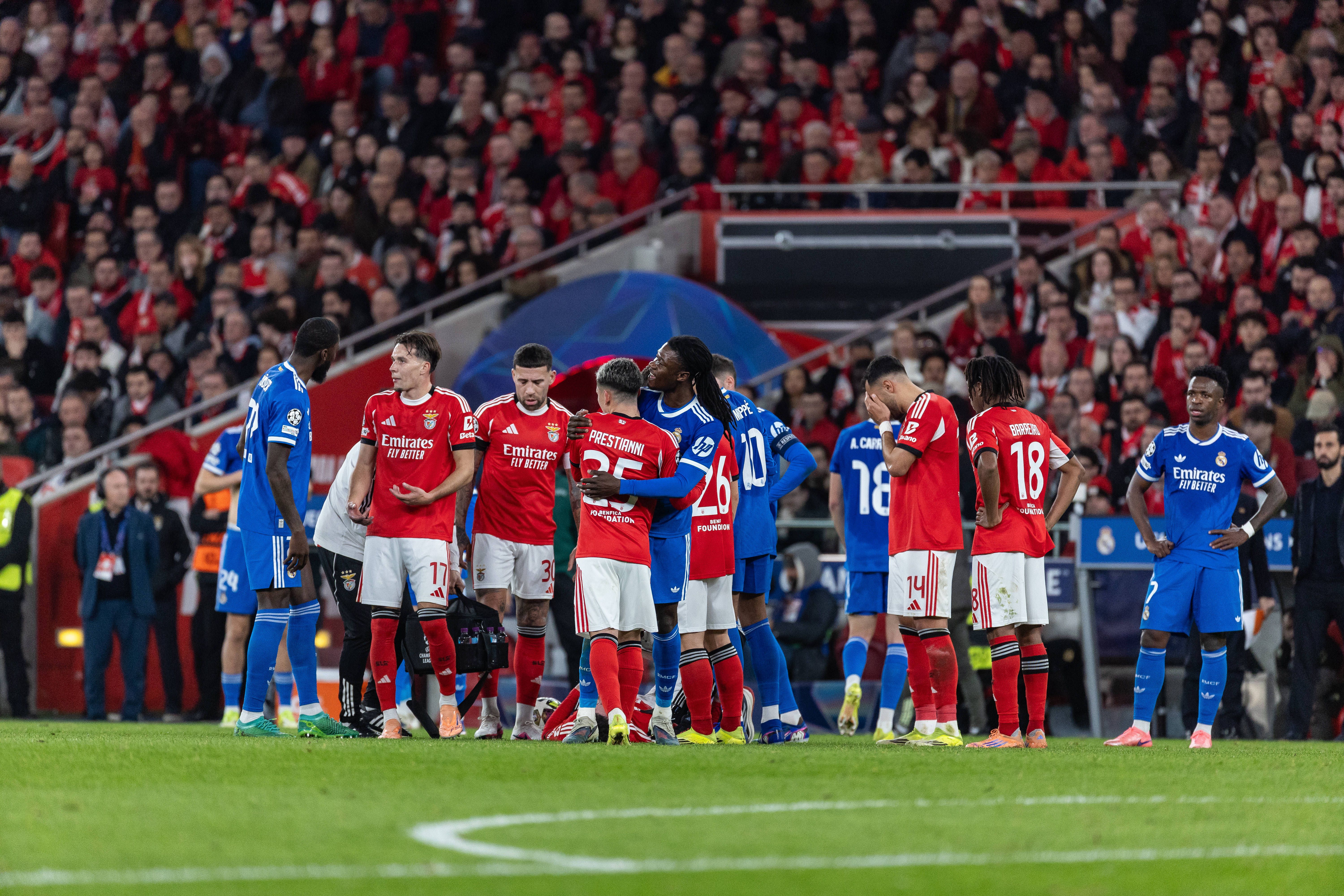 Camavinga tentou acalmar os ânimos e tranquilizar Prestianni (IMAGO)