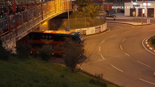 Benfica já está no estádio