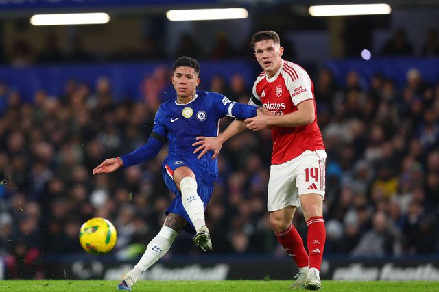 Enzo Fernández (ex-Benfica) e Gyokeres (ex-Sporting em duelo em Inglaterra