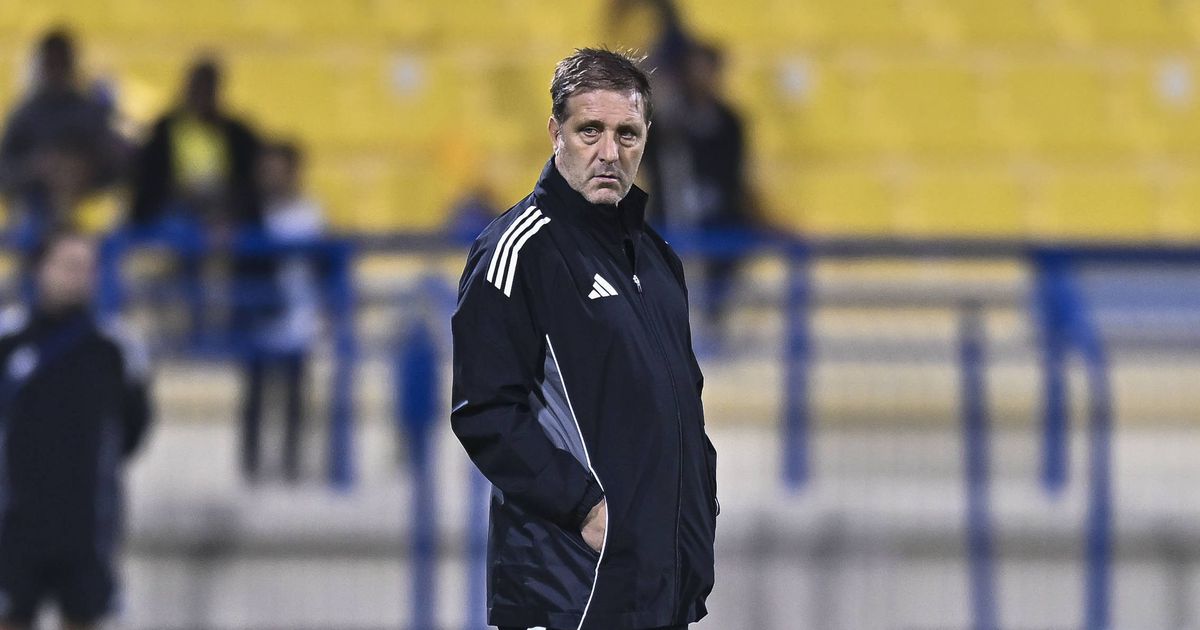Hat trick de ex-FC Porto dá troféu a Pedro Martins no Al Gharafa (vídeo)