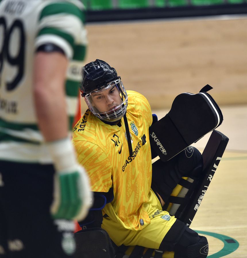 O guarda-redes do Sporting, Xano Edo, evitou a derrota em Braga. MIGUEL NUNES