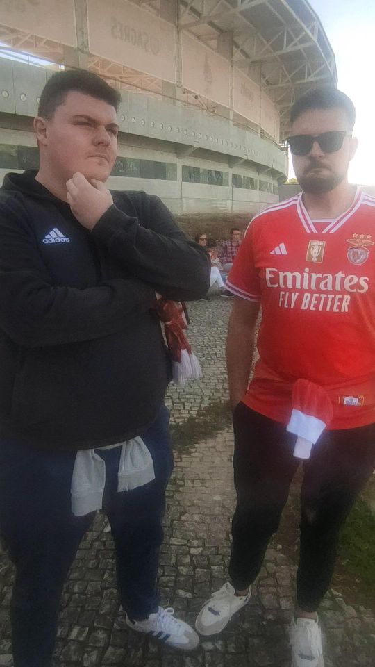 Adeptos do Benfica falam do jogo com o Casa Pia e do caso Kokçu