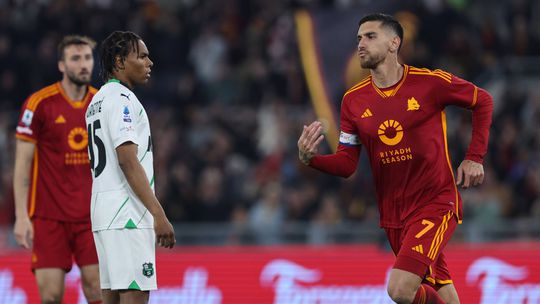 Roma vence e segura quinto lugar (veja o golo)