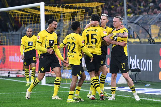 Bundesliga: Dortmund derrota Frankfurt, de Buta, e regressa aos lugares de Champions