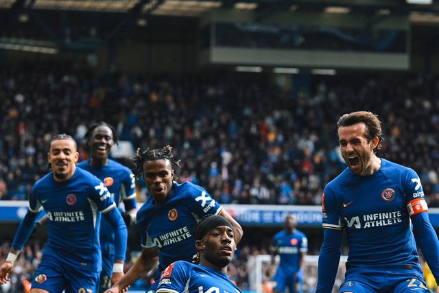 Taça de Inglaterra: Chelsea vence Leicester, mas teve de sofrer