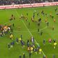 VÍDEO: Caos na Turquia com batalha campal no Trabzonspor-Fenerbahçe