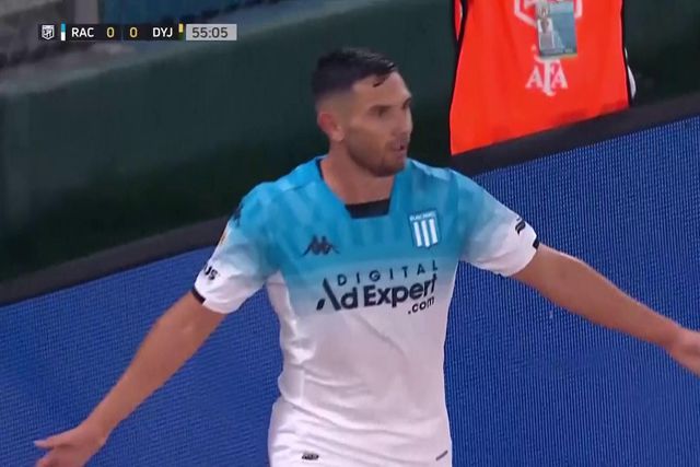 VAR 'mexe' em três golos em 11 minutos: polémica na Argentina