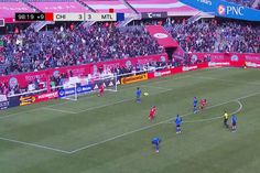 MLS: Incrível golo de antes do meio campo dá primeira vitória ao Chicago Fire