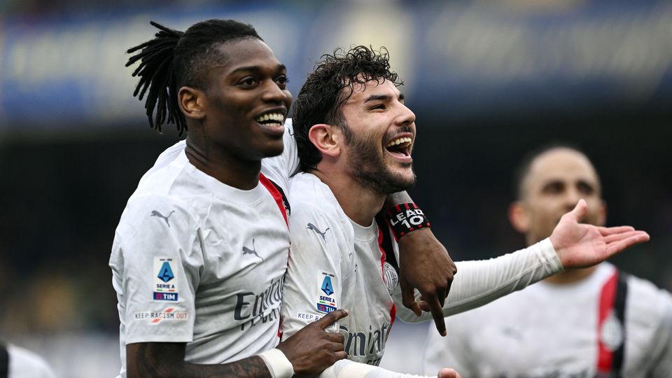 Serie A: Milan vence Verona em velocidade de cruzeiro