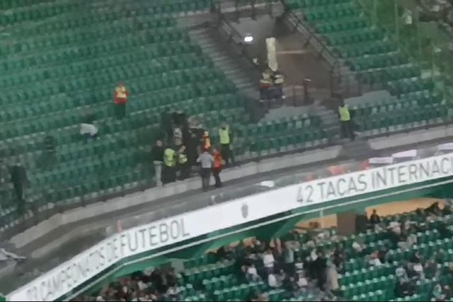 Intervenção policial na zona de adeptos do Boavista