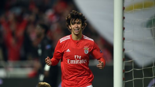 Quem diria? Pavlidis já vale tanto como o João Félix do Benfica