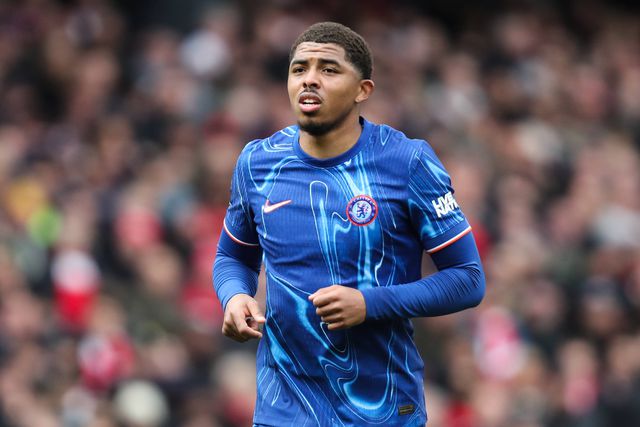 Wesley Fofana a representar o Chelsea diante do Arsenal, no Emirates