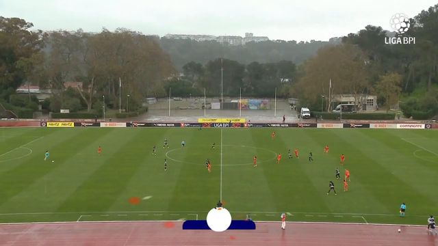 Empate deixa Sporting mais longe do título feminino