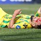João Costinha ficou com a cabeça em sangue após choque com Diogo Spencer (Foto: Tondela/Instagram)