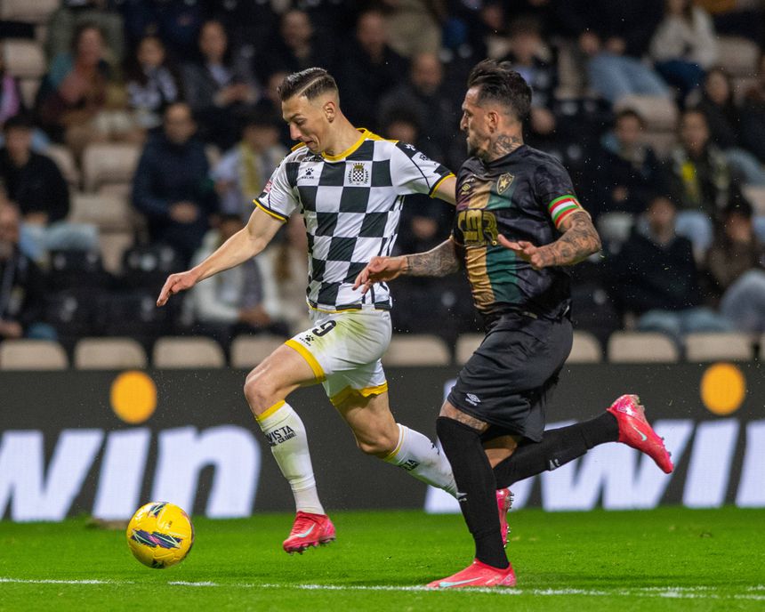 Bozeník foi novamente chamado pela Eslováquia