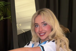 Sabrina Carpenter homenageia Messi