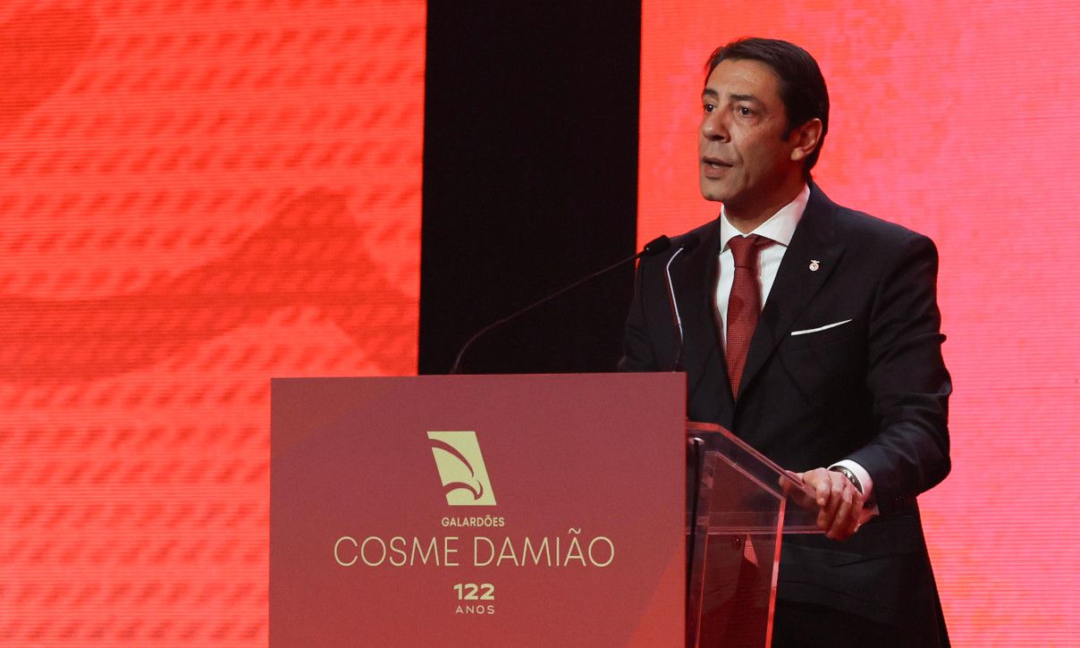 Rui Costa, presidente do Benfica, discursou nos prémios Cosme Damião - Foto: Benfica