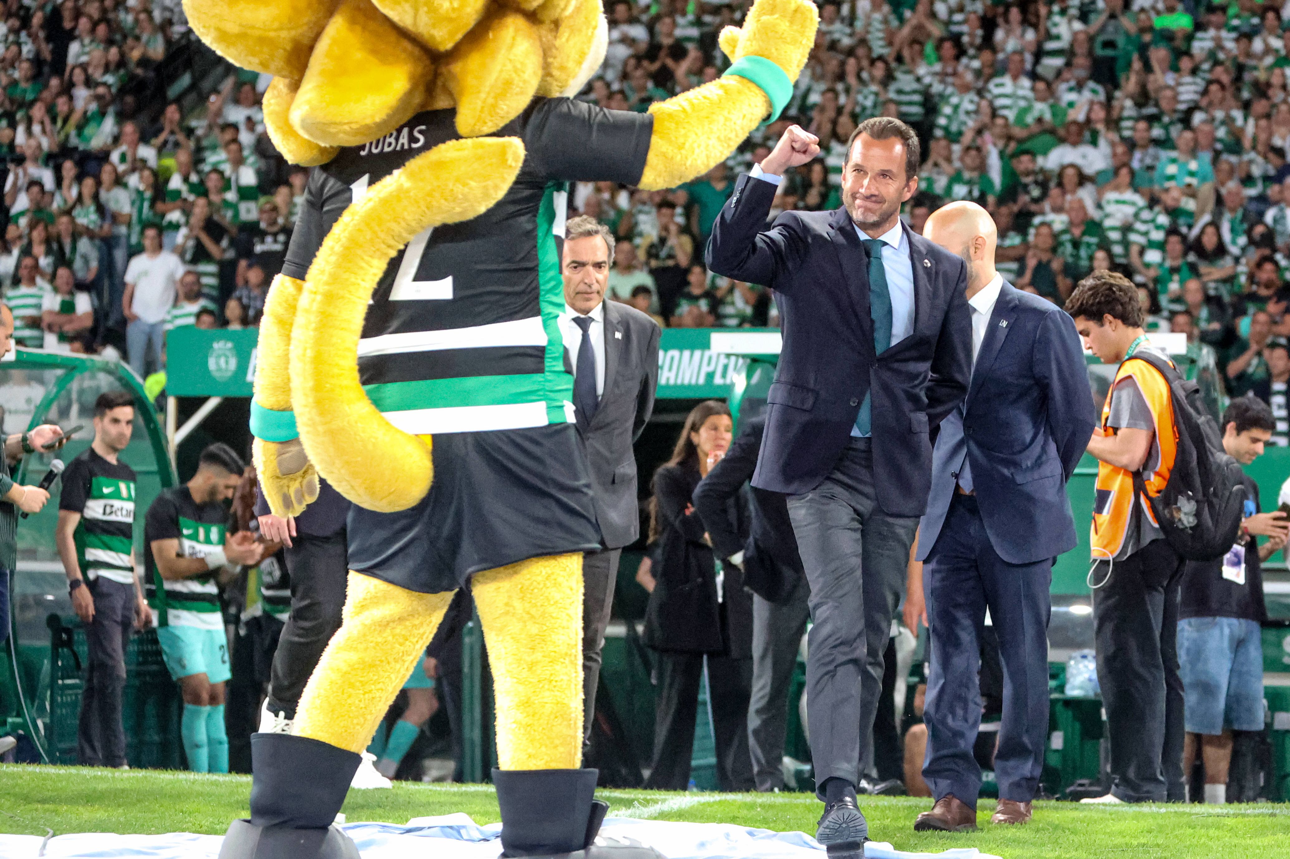 Sporting de Frederico Varandas não se limita a beneficiar do aproveitamento do bom momento desportivo — Foto: IMAGO