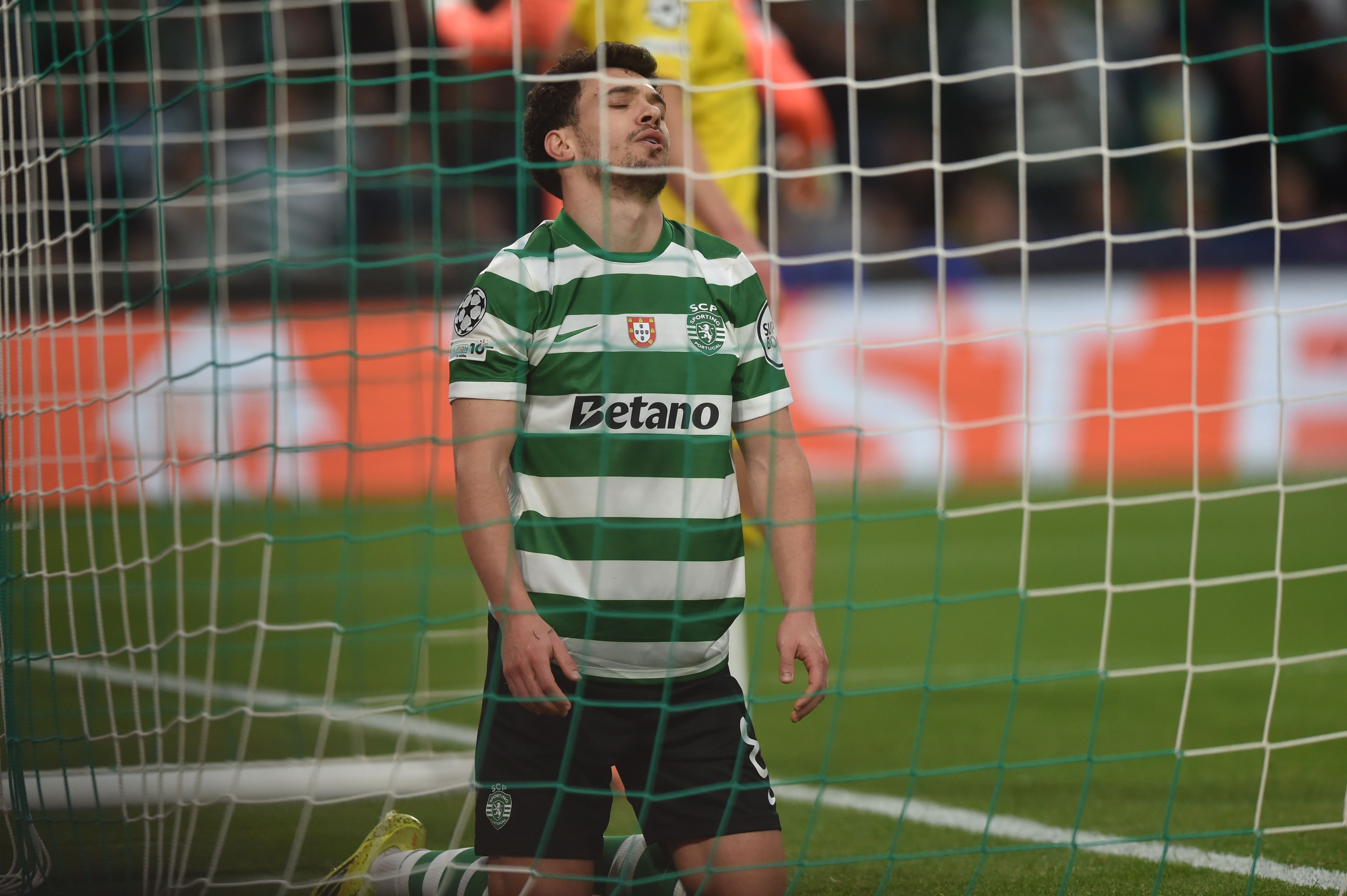 Pote desespera no relavado - Foto: Miguel Nunes