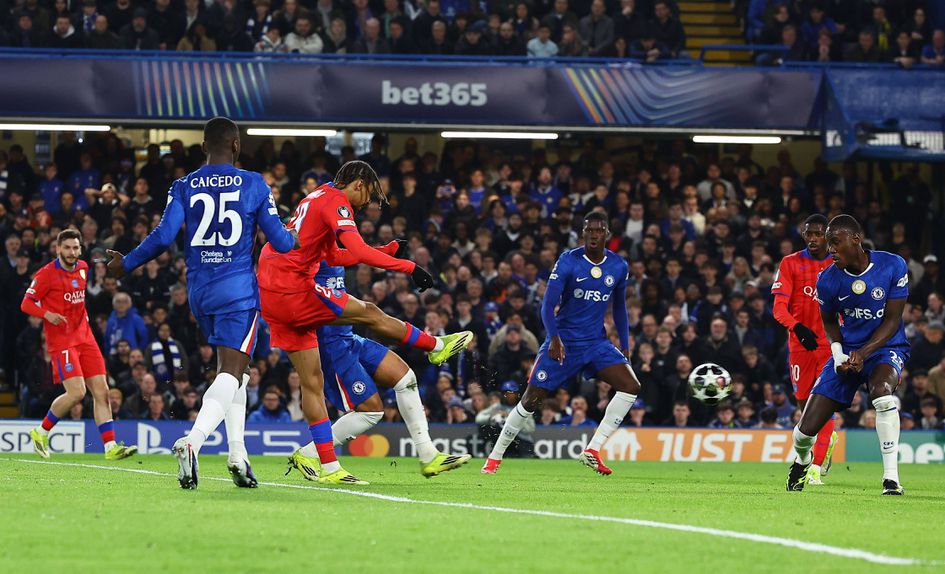 Barcola marcou o segundo golo e deixou o PSG muito perto dos quartos de final - FOTO: Imago