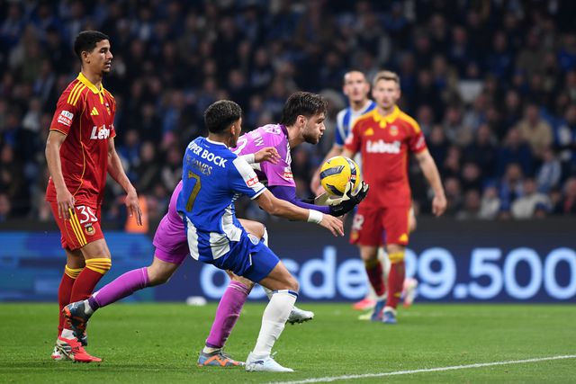 Ennio van der Gouw na partida frente ao FC Porto - Foto: Rogério Ferreira / Kapta+