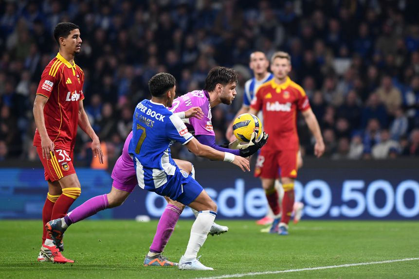 Ennio van der Gouw na partida frente ao FC Porto - Foto: Rogério Ferreira / Kapta+